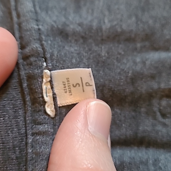 Lululemon Small Short Sleeve - Picture 4 of 4